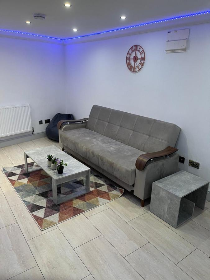 Cosy Serviced 1 Bedroom Apartment In Londýn Exteriér fotografie
