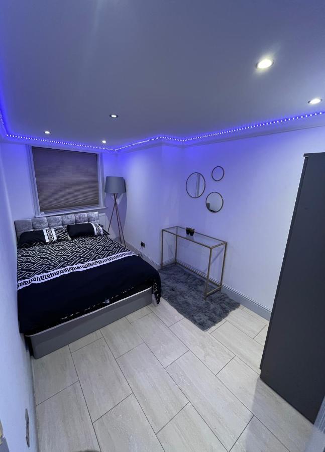 Cosy Serviced 1 Bedroom Apartment In Londýn Exteriér fotografie